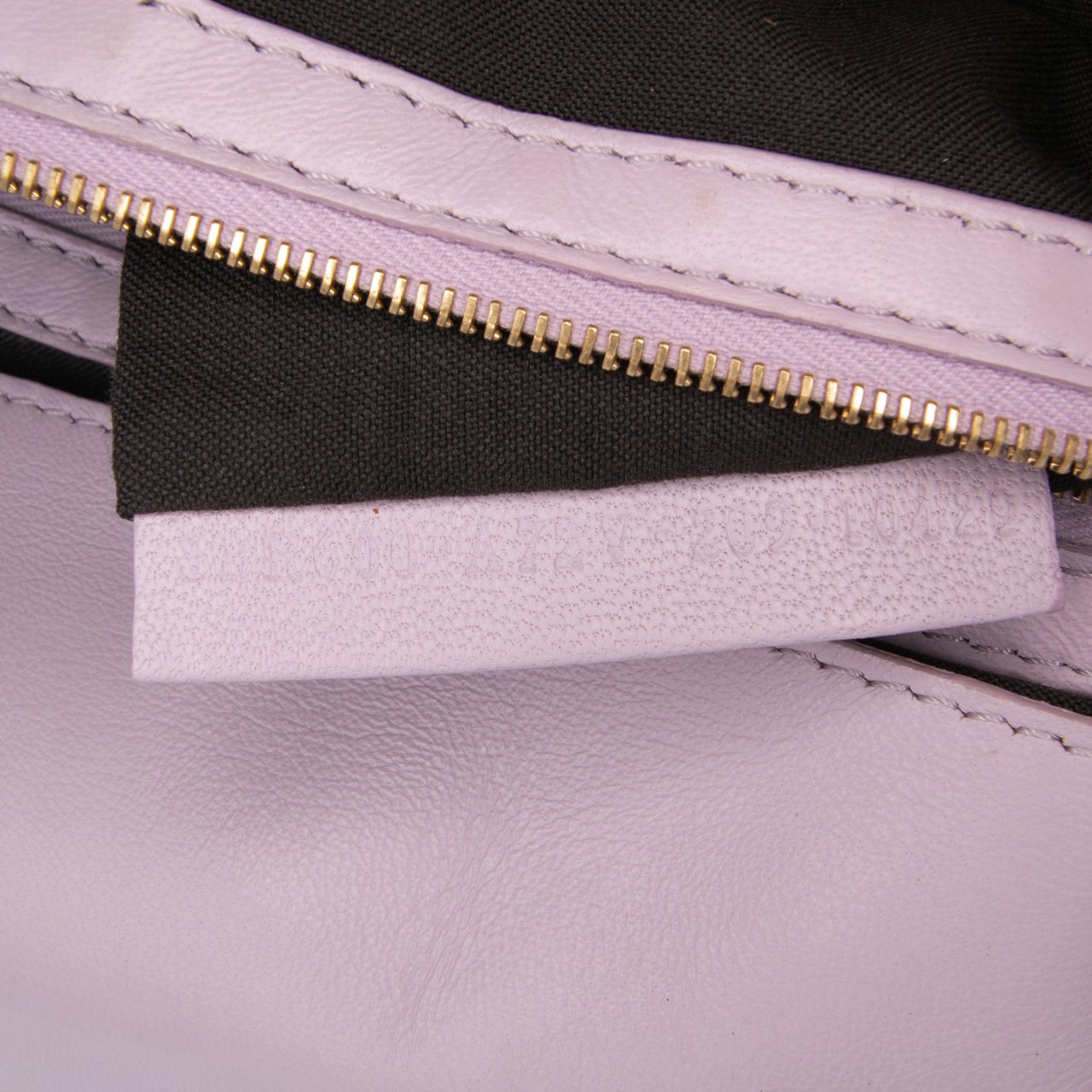Fendi Medium Leather Embossed FF Baguette Satchel Roze