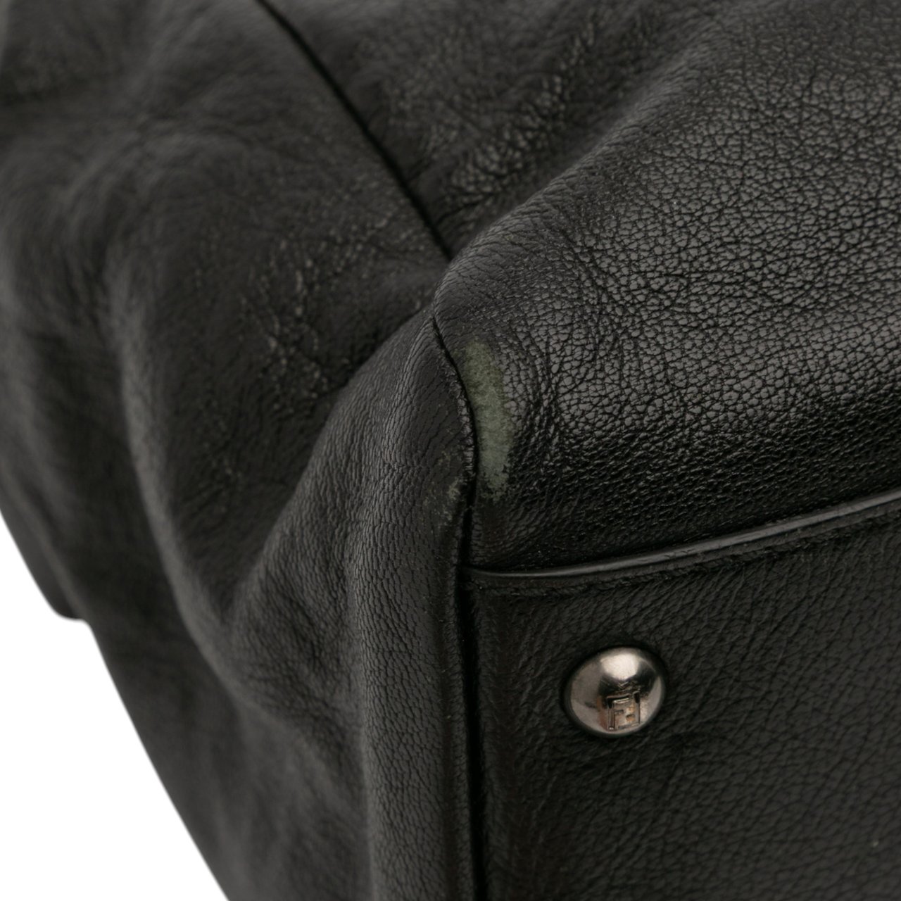 Fendi Large Goatskin Peekaboo Iconic Satchel Zwart