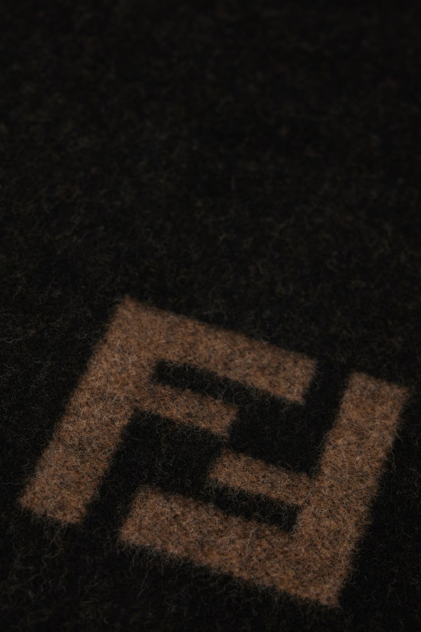 Fendi Fendi Two-tone wool blend scarf Divers