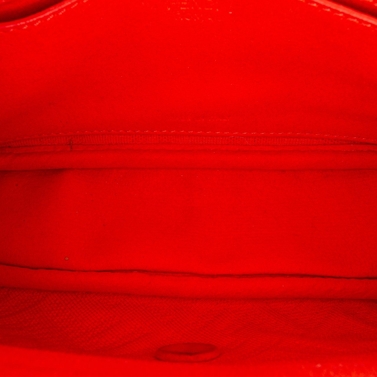 Fendi Midi Chain Baguette Rood