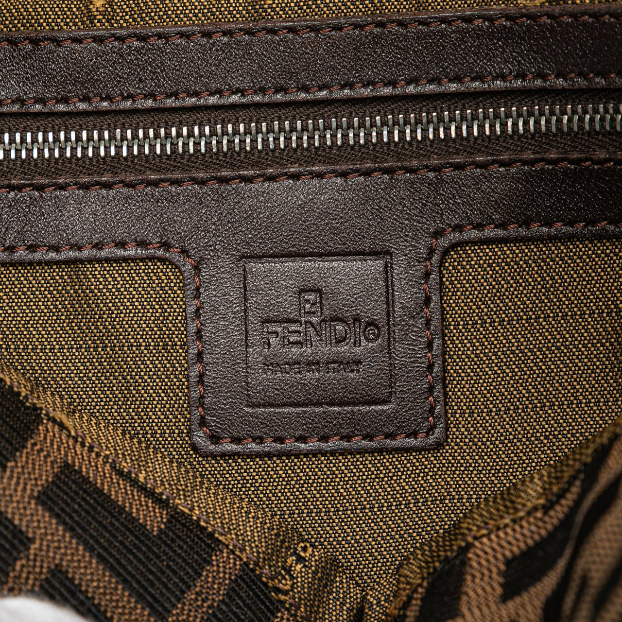 Fendi Zucca Canvas Shoulder Bag Bruin