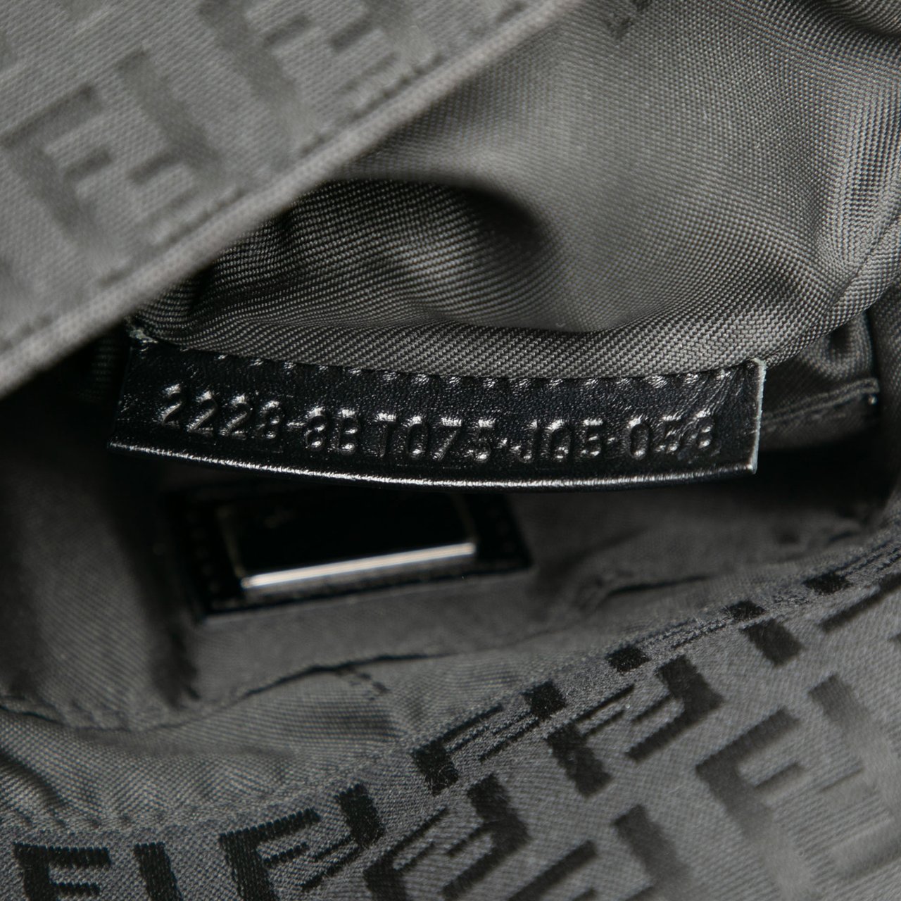 Fendi Zucchino Canvas Crossbody Zwart