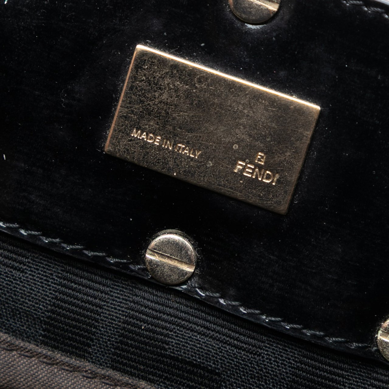 Fendi Zucca Canvas Mia Chain Tote Zwart