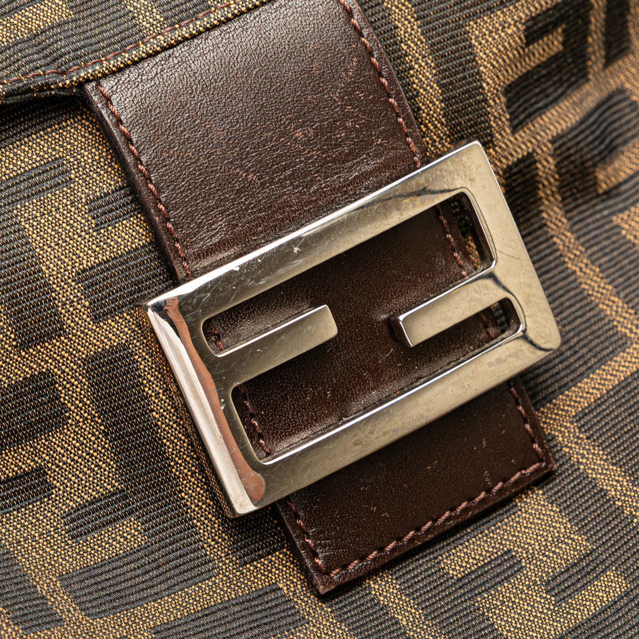 Fendi Zucca Canvas Double Flap Shoulder Bag Bruin
