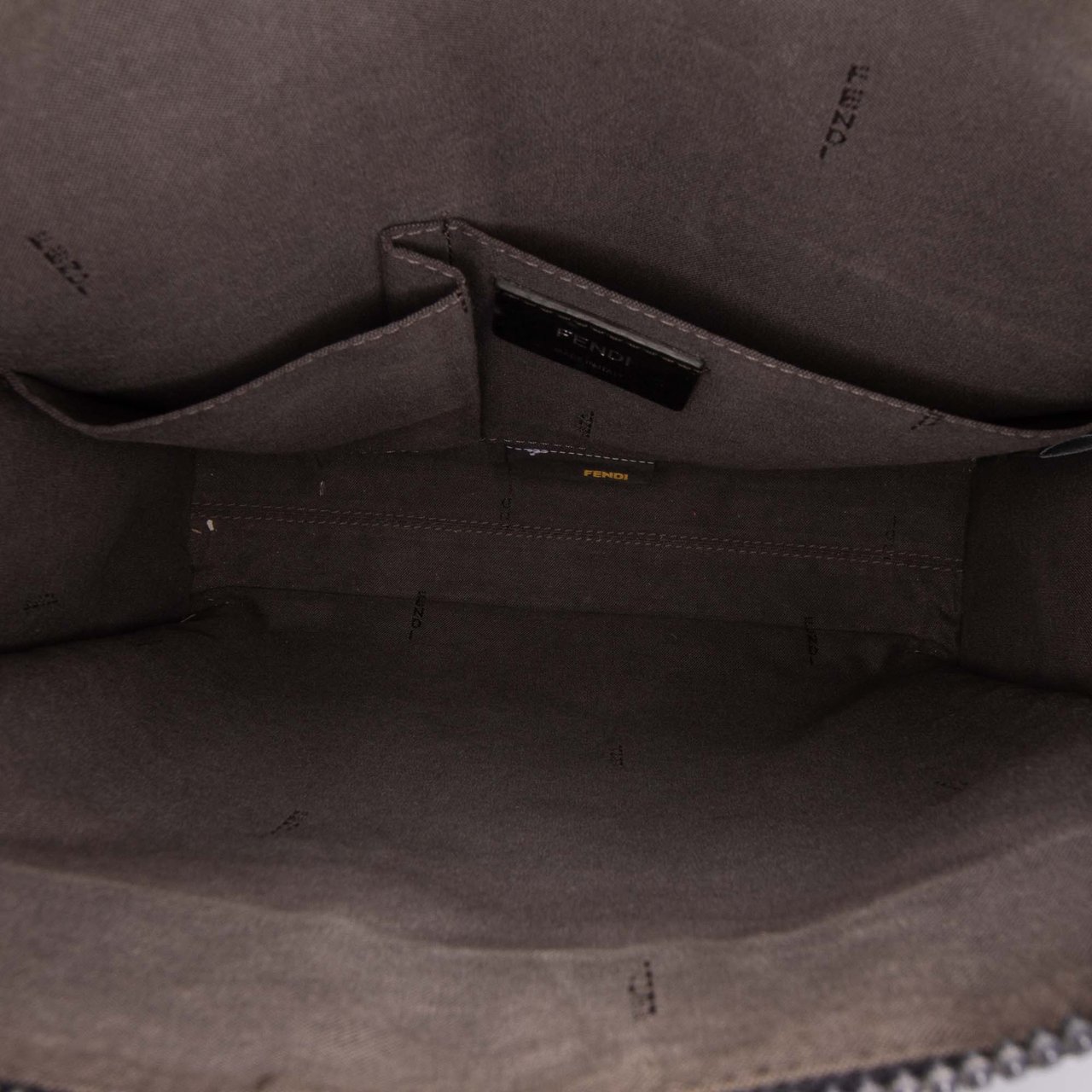 Fendi Zucca Coated Canvas Crossbody Zwart