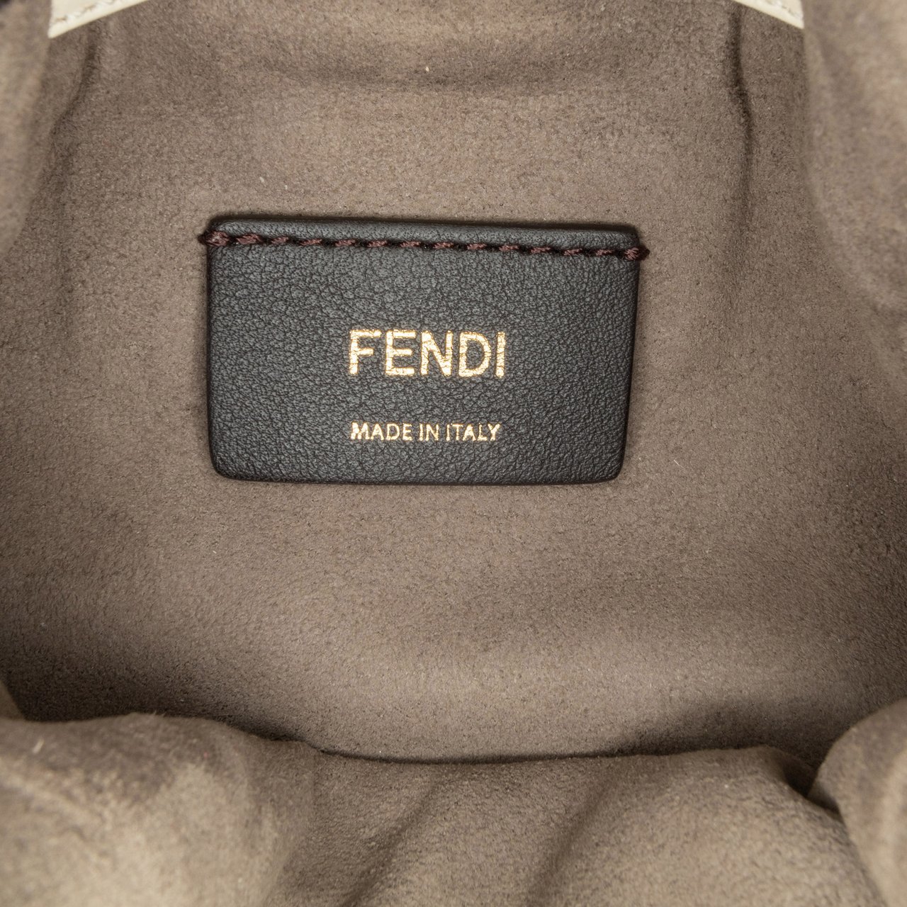 Fendi Mini Zucca Suede F is Fendi Mon Tresor Bucket Oranje