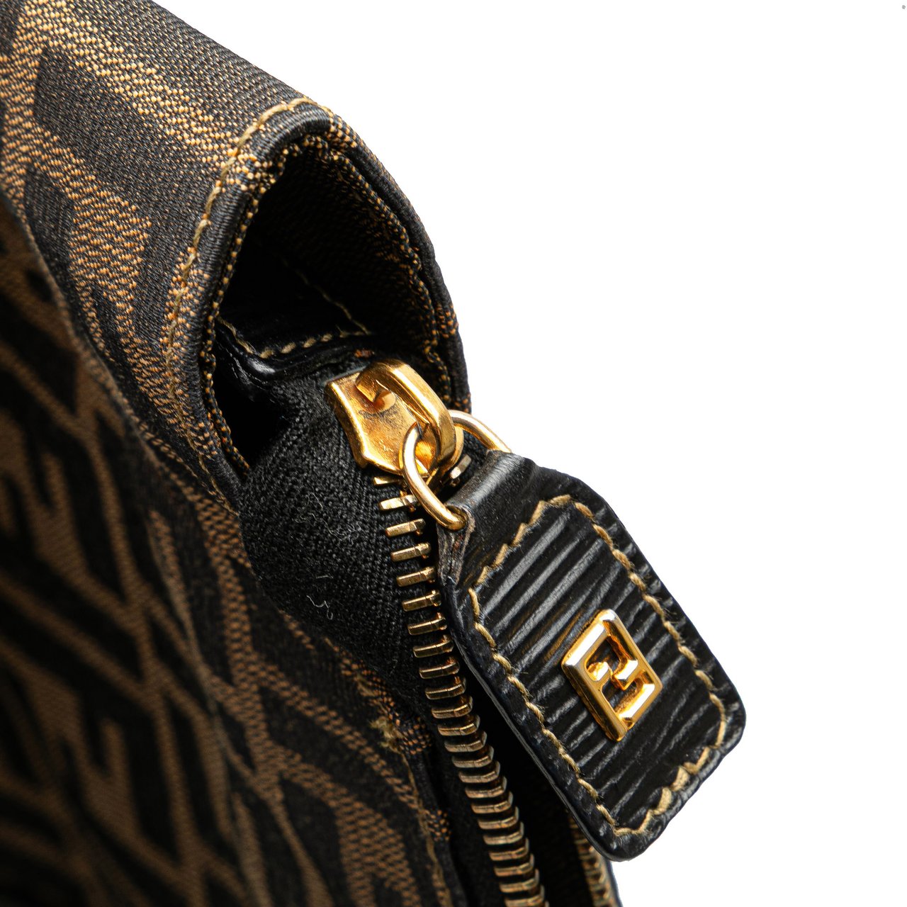 Fendi Zucca Canvas Tote Bruin
