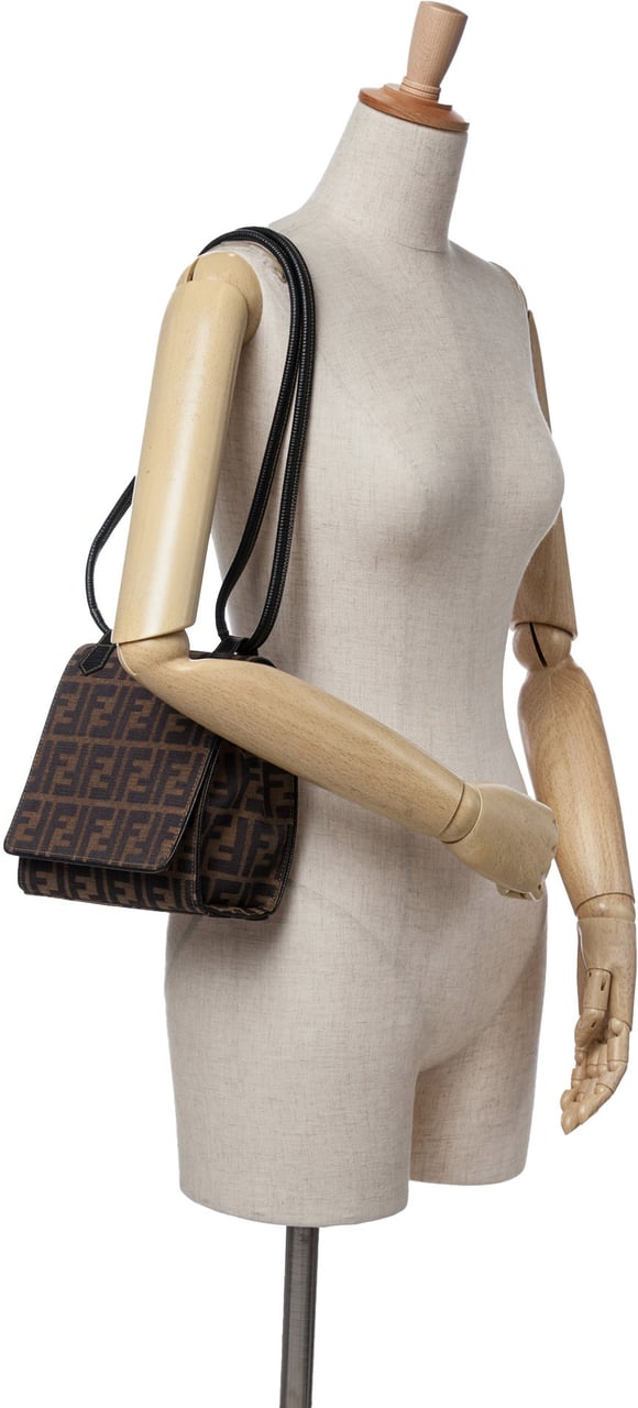 Fendi Zucca Canvas Shoulder Bag Bruin