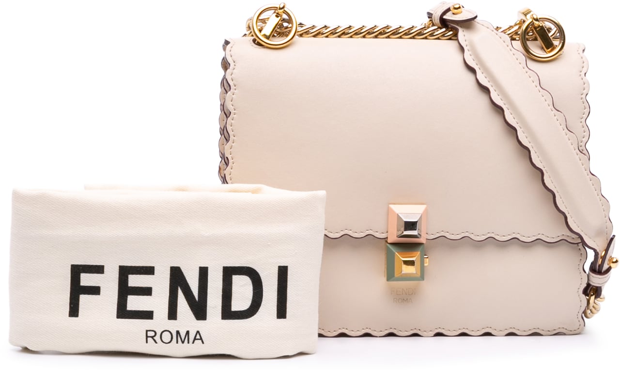 Fendi Small Scalloped Leather Kan I Crossbody Roze