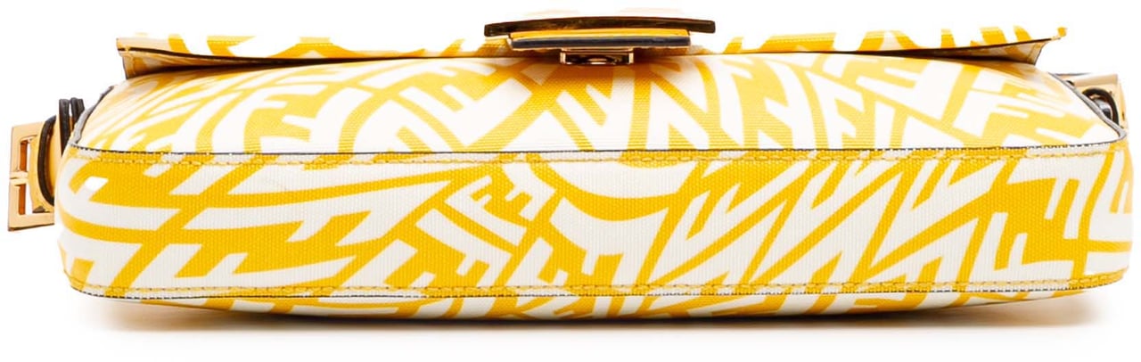 Fendi Sarah Coleman Zucca Coated Canvas 1997 Vertigo Baguette Geel