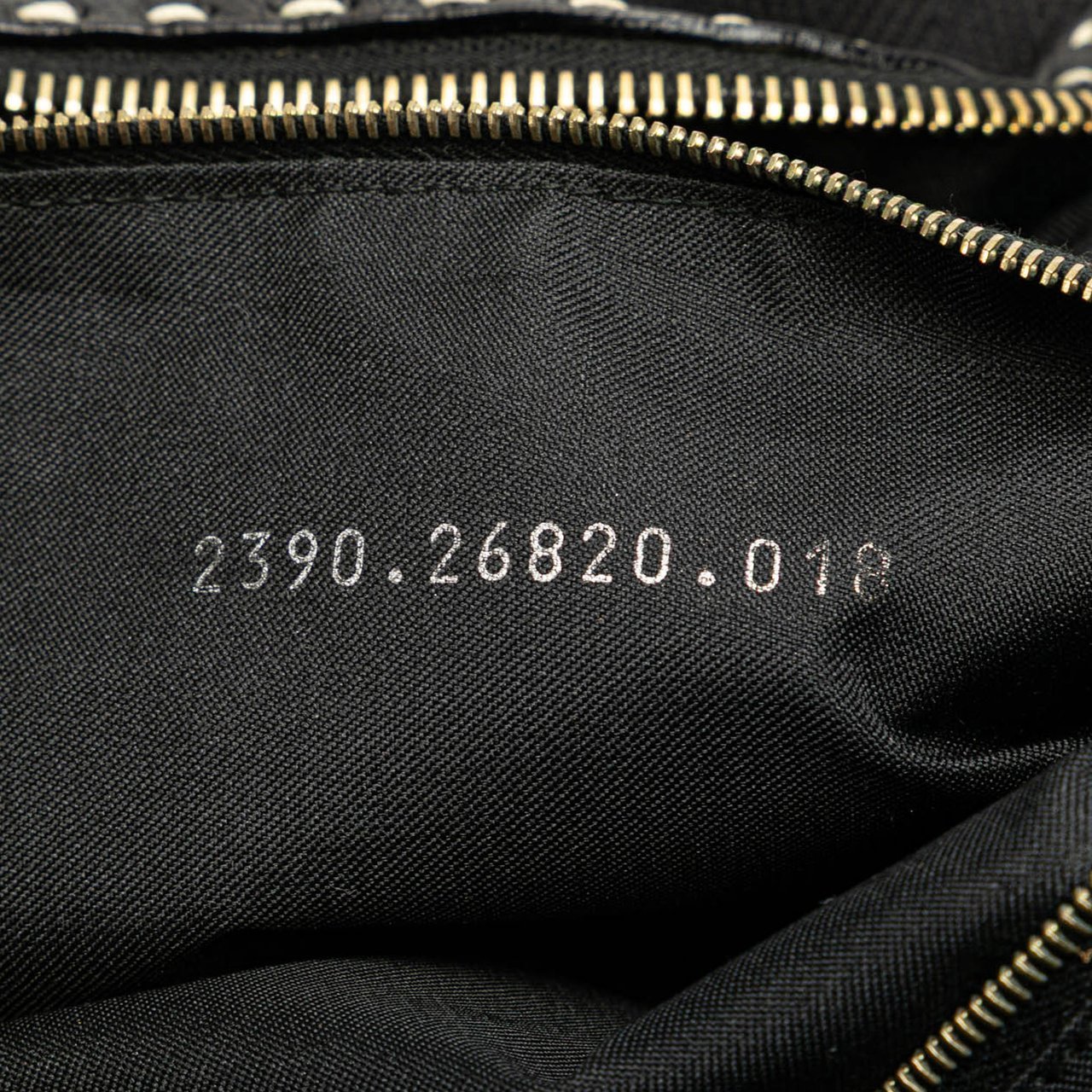 Fendi Selleria Studded Canvas Shoulder Bag Zwart