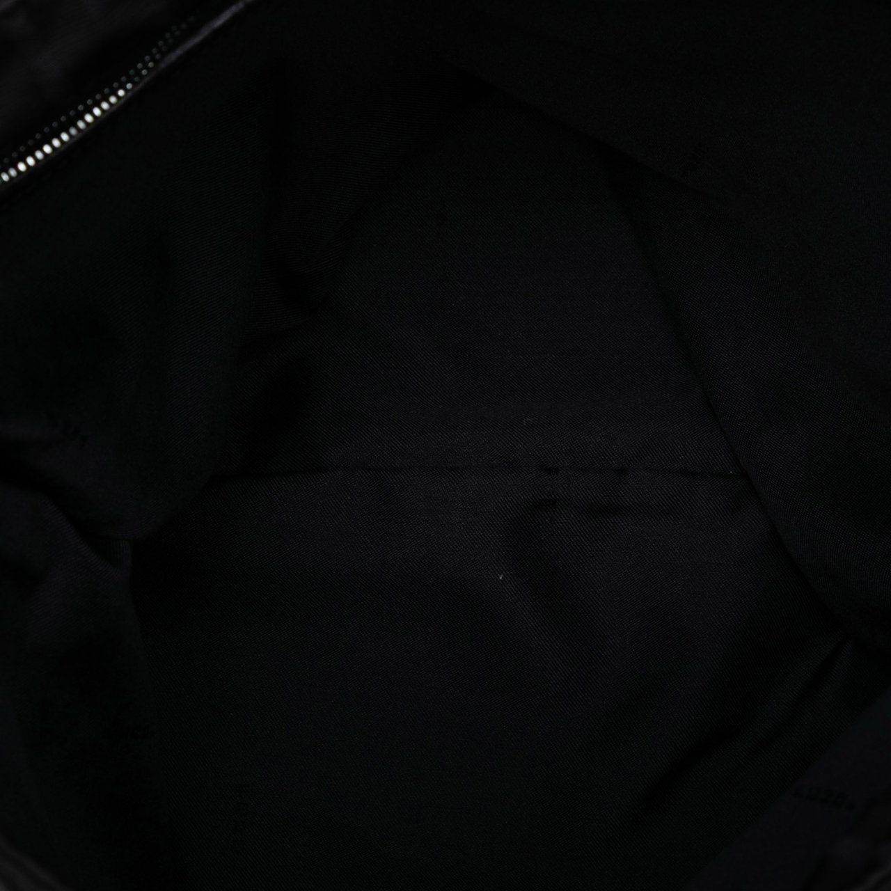 Fendi Zucca Canvas Shoulder Bag Zwart