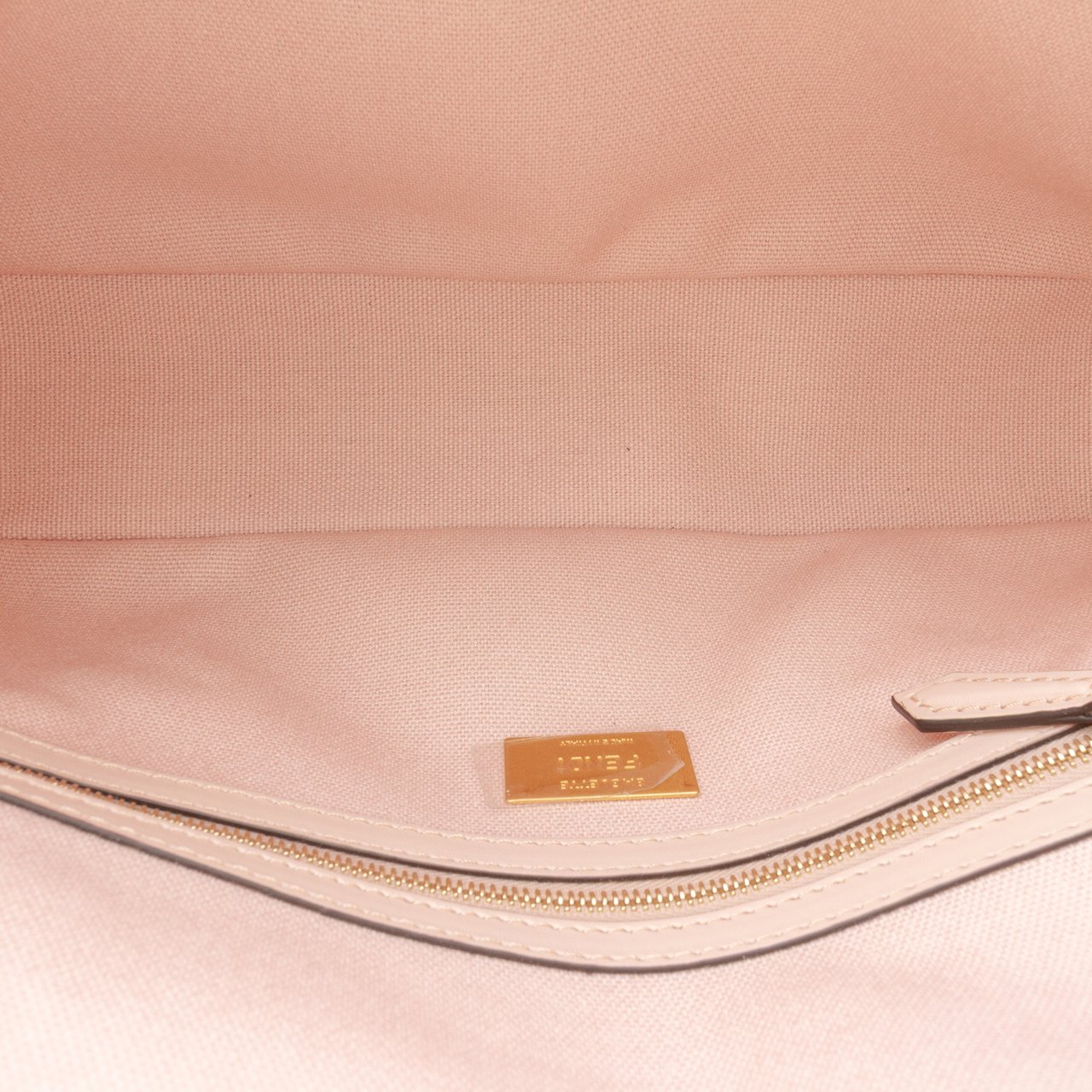 Fendi Zucca Embroidered Canvas Baguette Satchel Roze