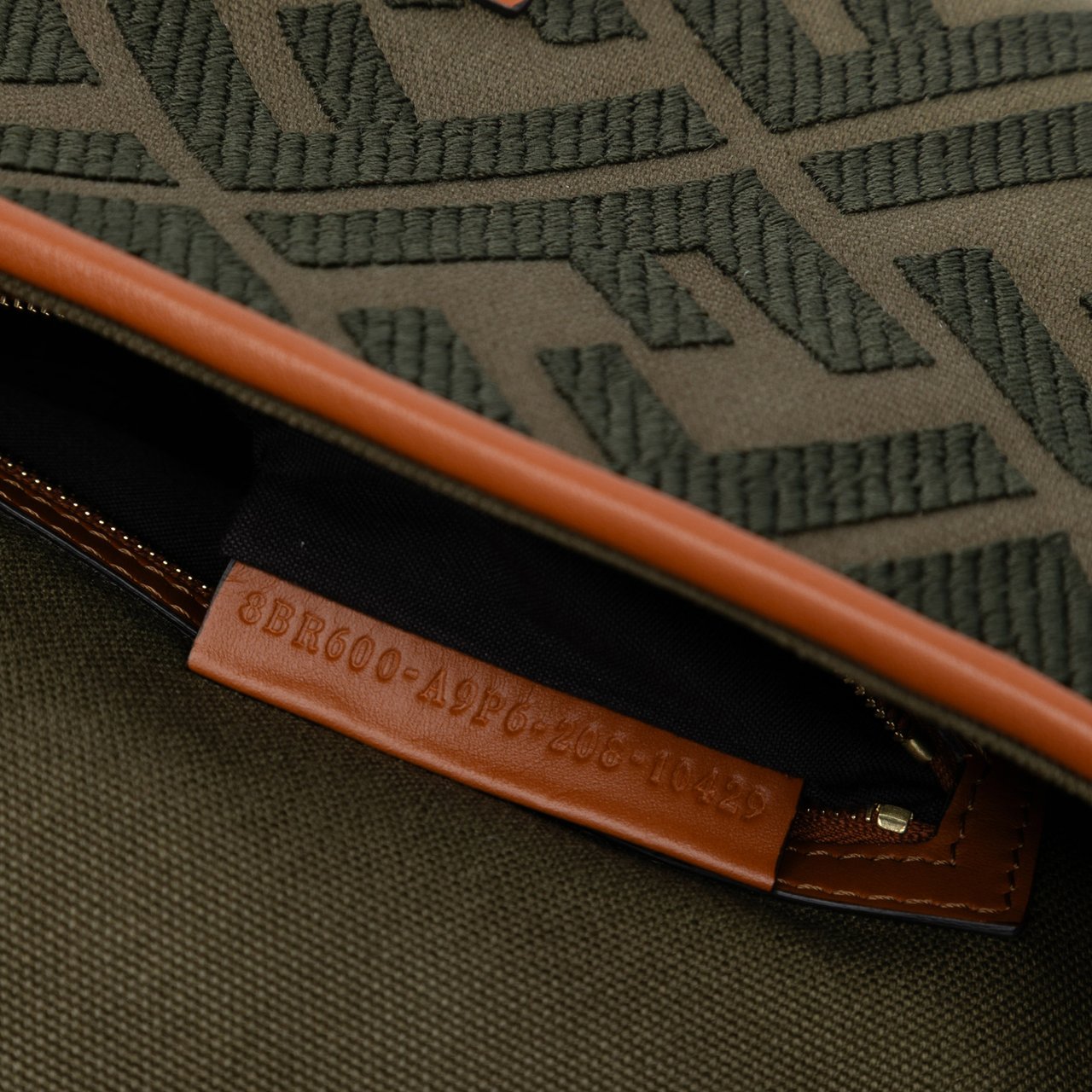 Fendi Zucca Embroidered Canvas Baguette Satchel Groen