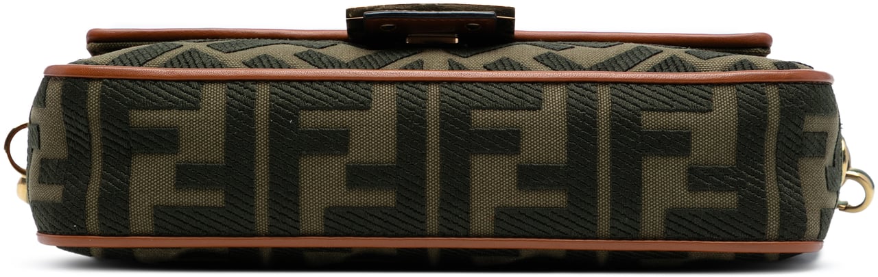 Fendi Zucca Embroidered Canvas Baguette Satchel Groen