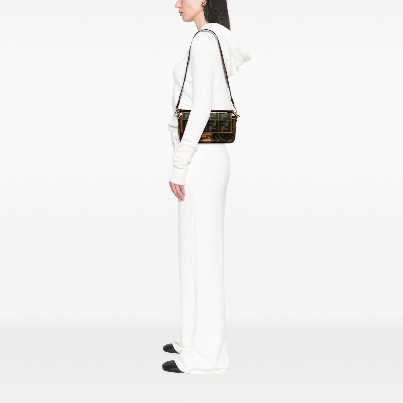 Fendi Zucca Embroidered Canvas Baguette Satchel Groen