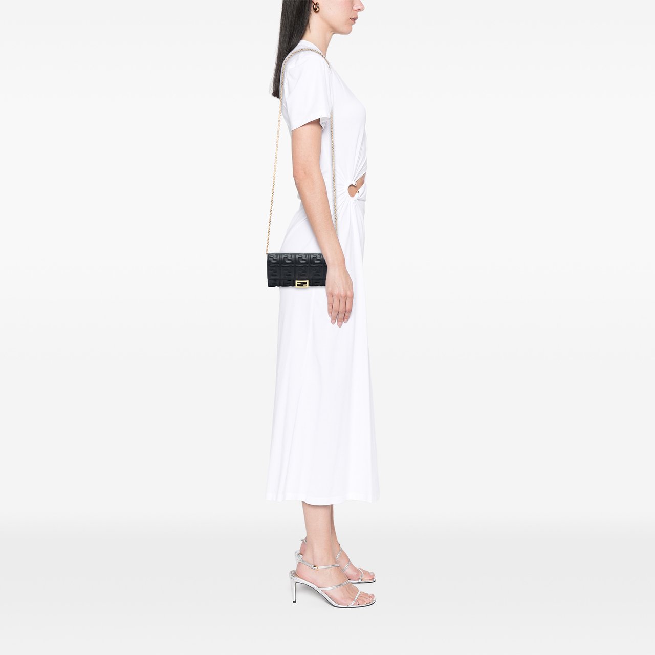 Fendi Zucca Embossed Nappa Baguette Continental Wallet With Chain Zwart