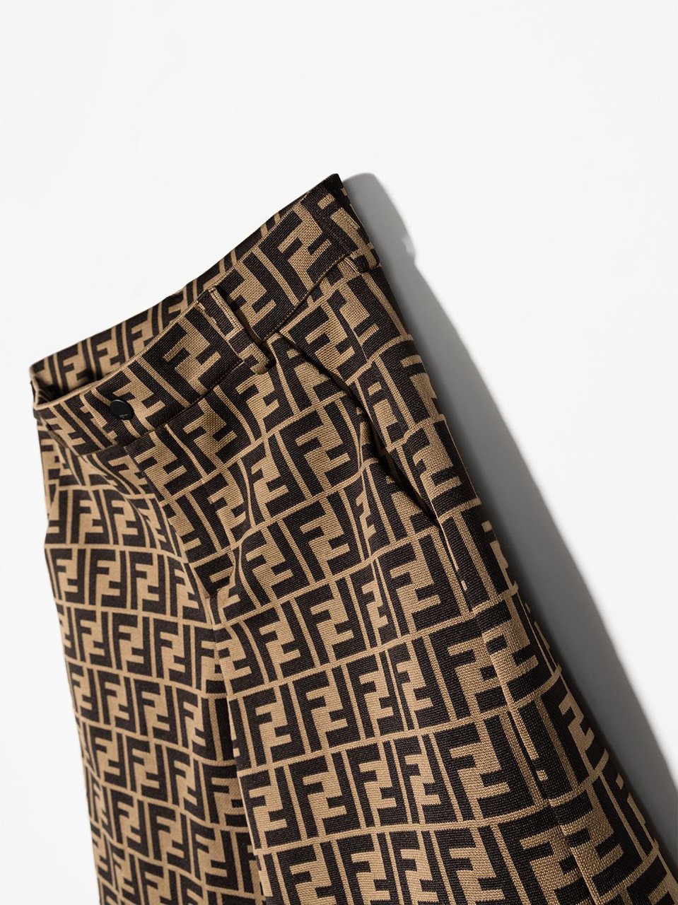 Fendi Shorts Nocciola Marrone Beige
