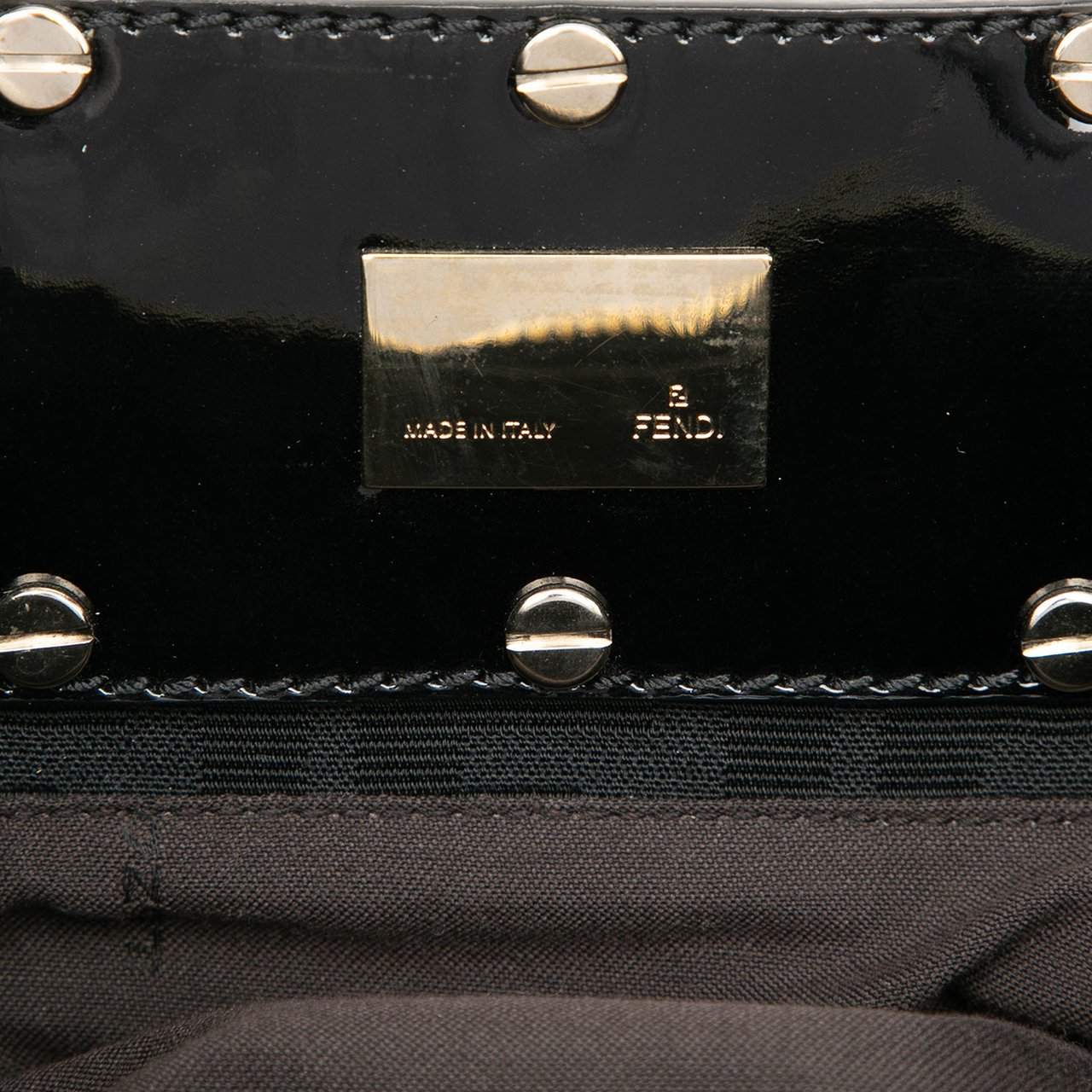 Fendi Small Zucca Canvas Mia Chain Tote Zwart