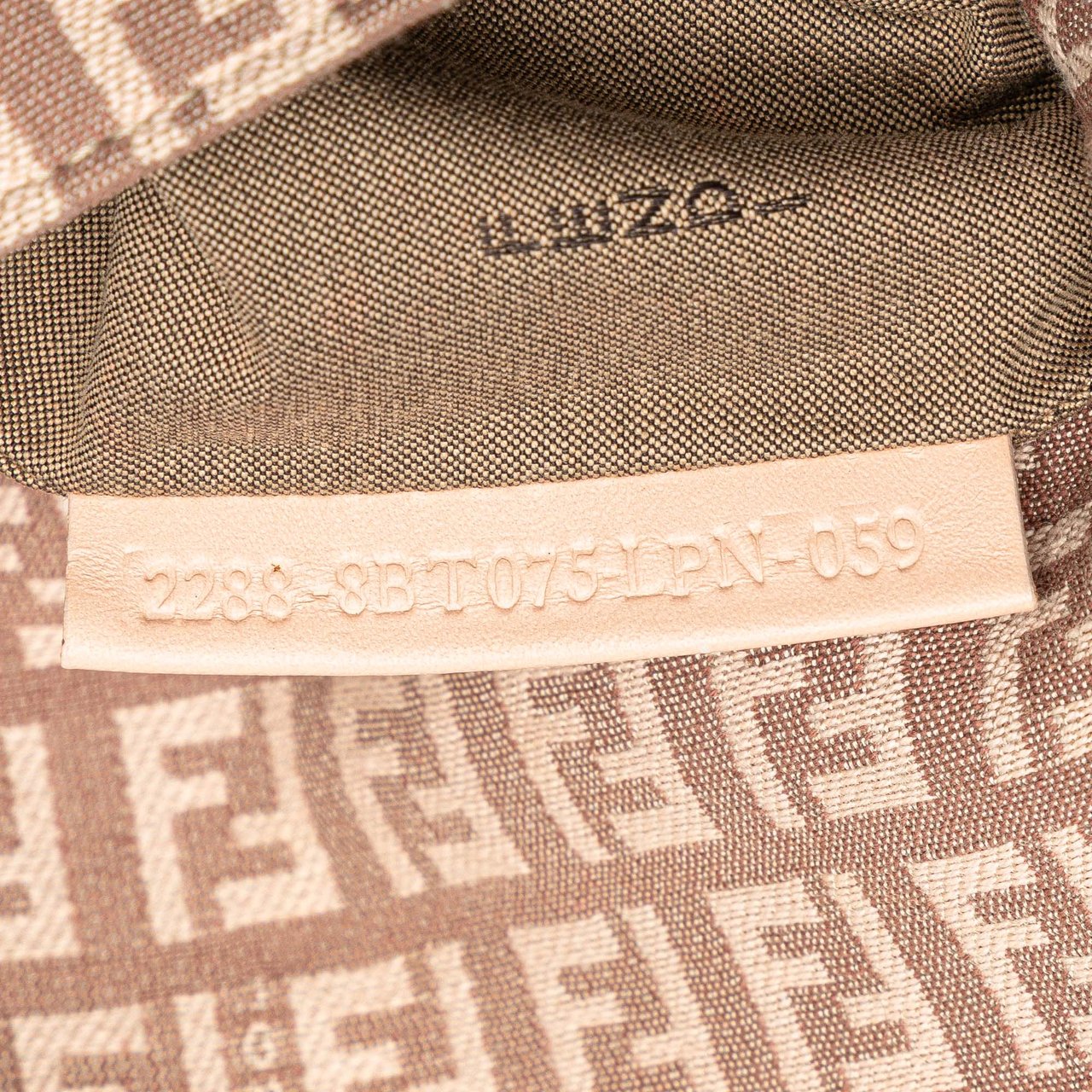 Fendi Zucchino Canvas Crossbody Roze