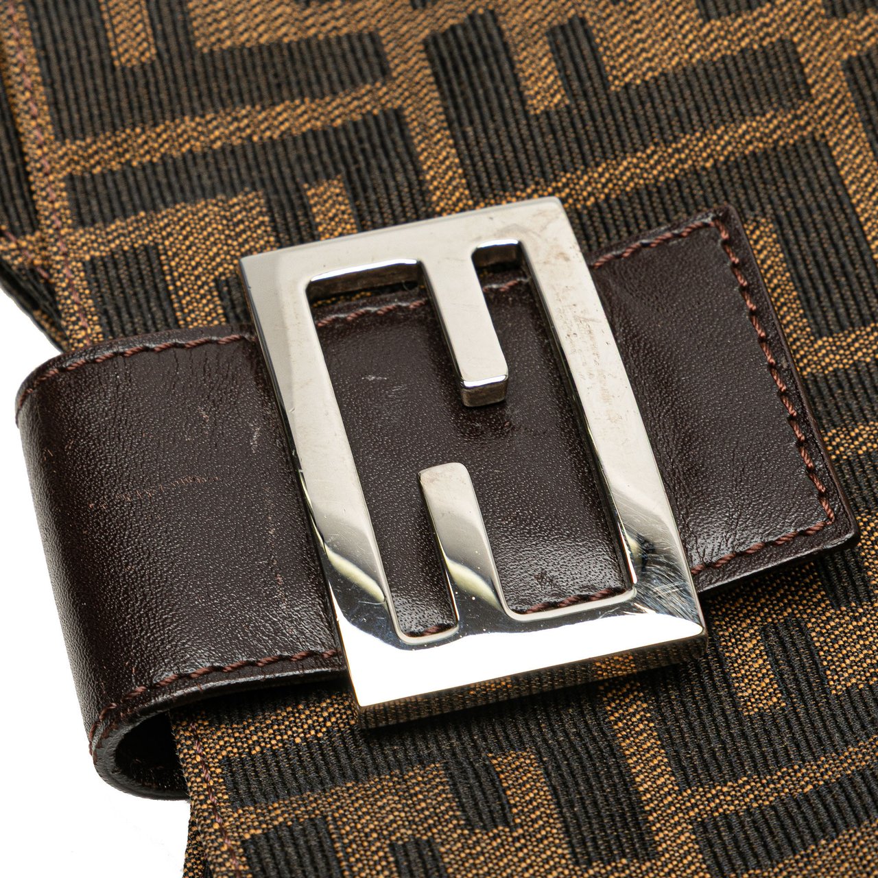 Fendi Zucca Canvas Shoulder Bag Bruin