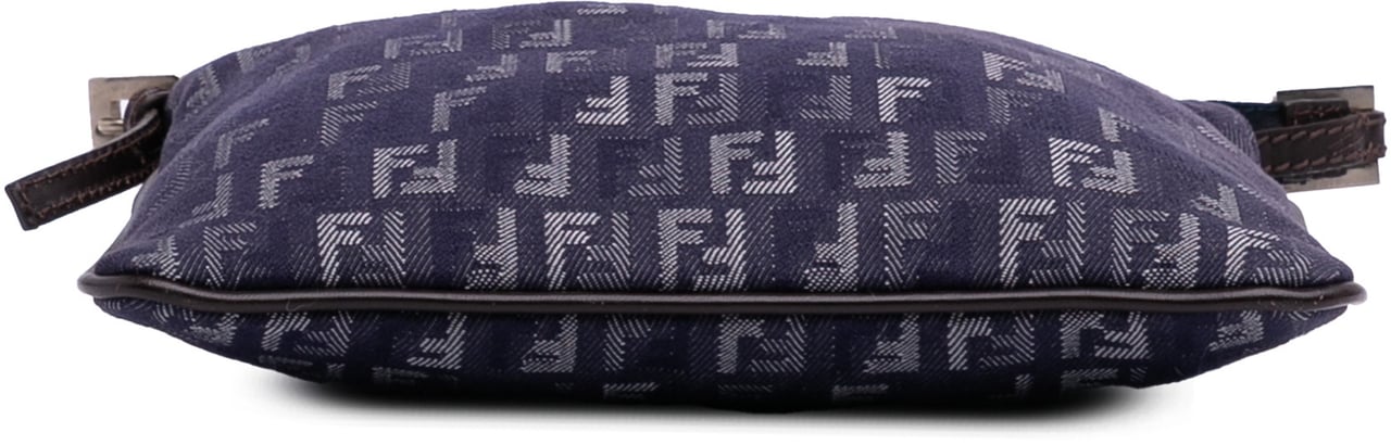 Fendi Zucchino Denim Crossbody Blauw
