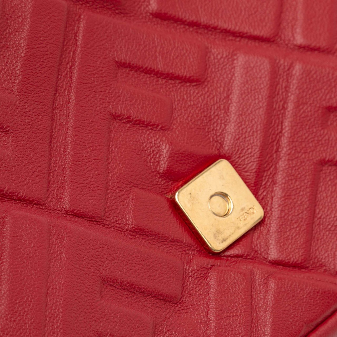 Fendi Zucca Embossed Leather Baguette Satchel Rood