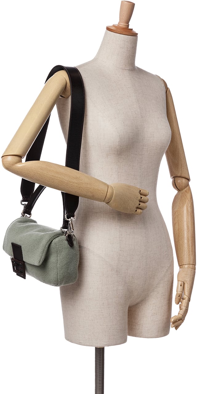 Fendi Cashmere Baguette Satchel Groen