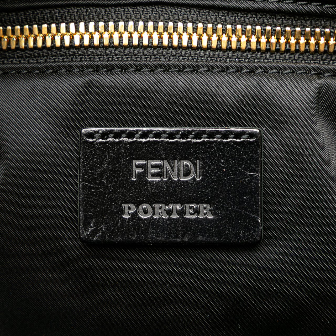 Fendi Porter Nylon Baguette Satchel Zwart