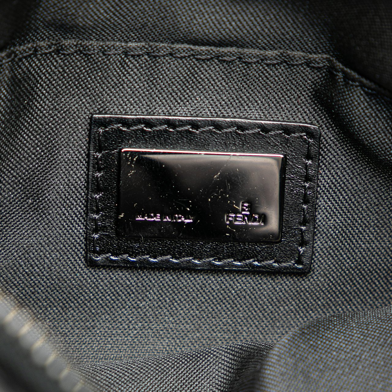 Fendi Zucchino Canvas Crossbody Zwart