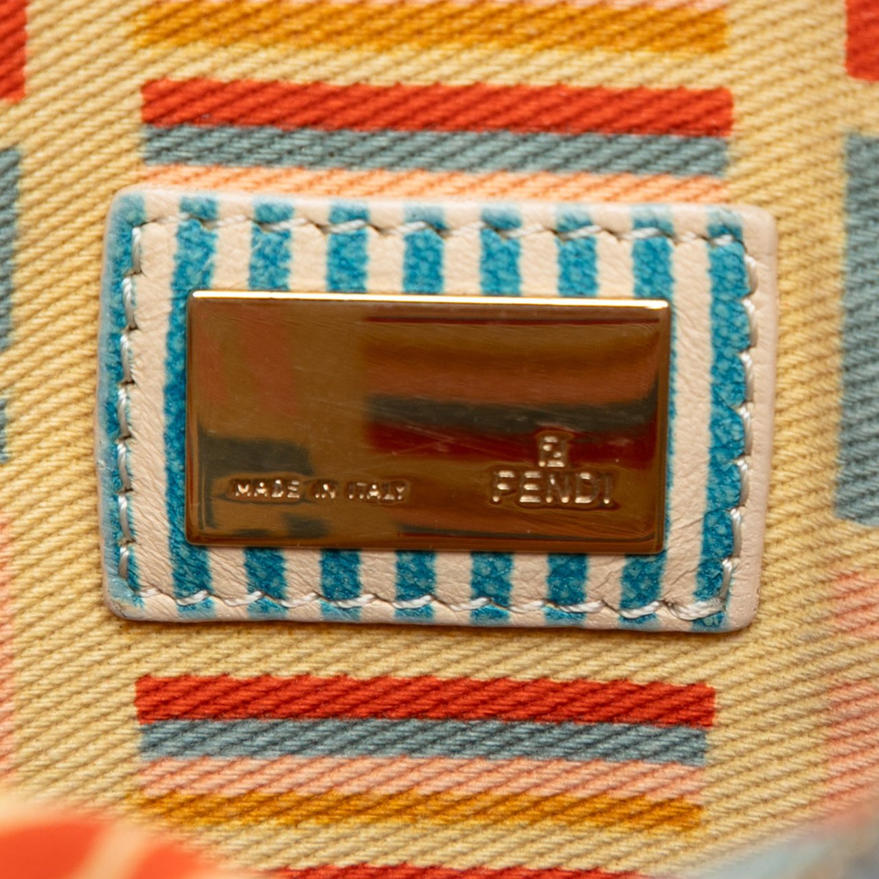 Fendi Zucca Denim Crossbody Blauw