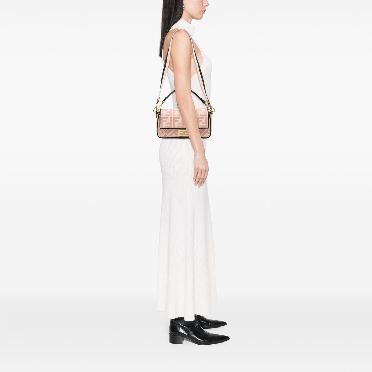 Fendi Zucca Embroidered Canvas Baguette Satchel Roze