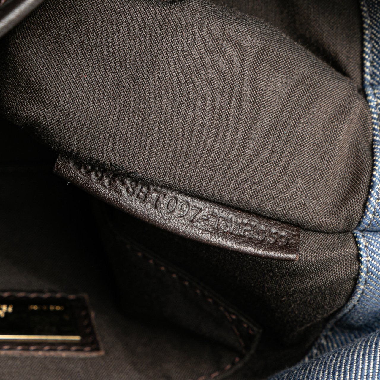 Fendi Zucca Trimmed Denim Buckle Flap Bag Blauw