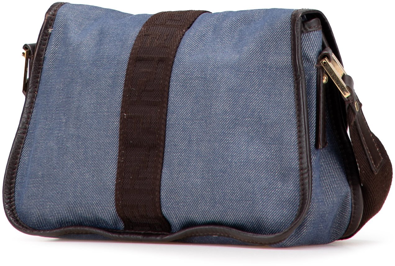 Fendi Zucca Trimmed Denim Buckle Flap Bag Blauw