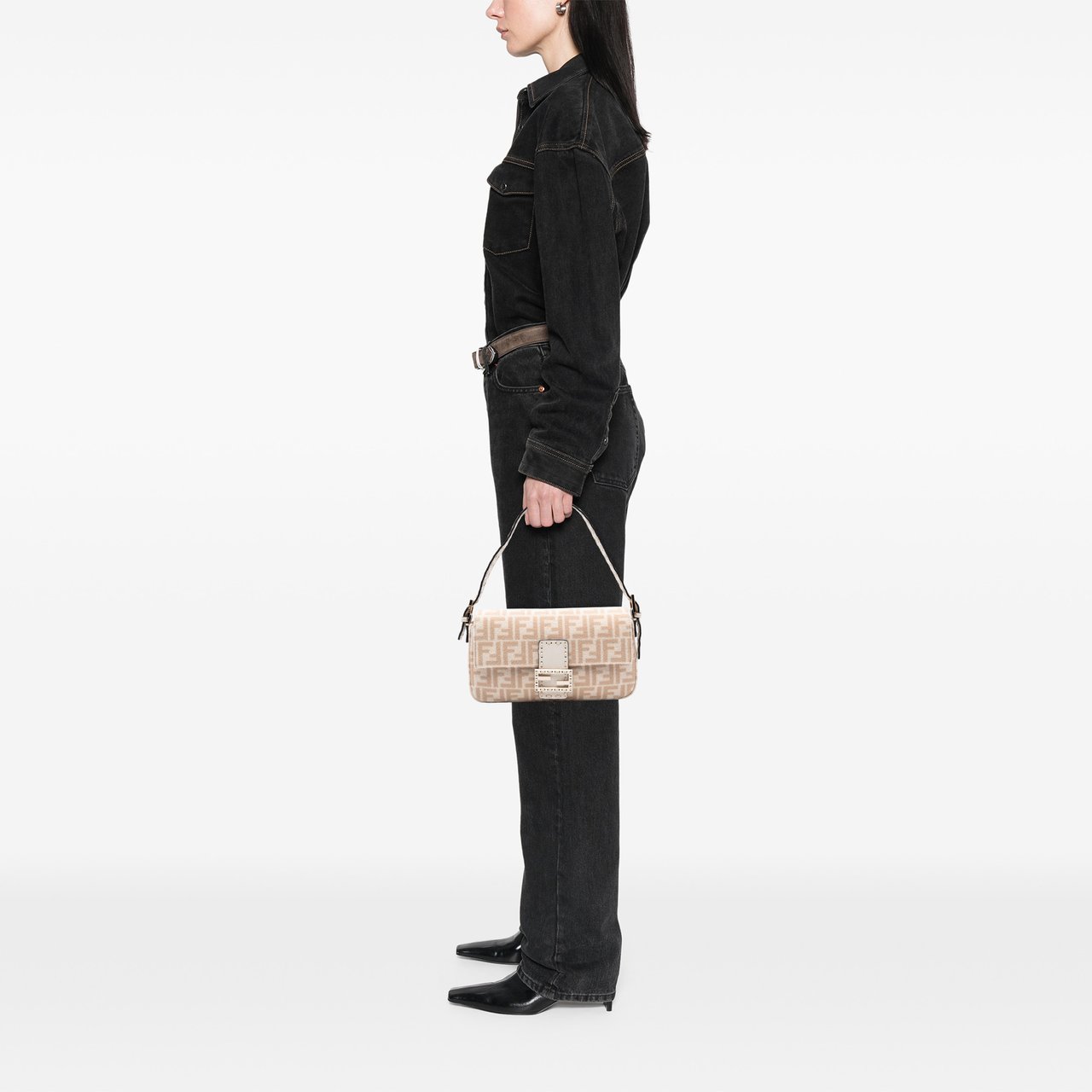 Fendi Zucca Wool Selleria Baguette Bruin