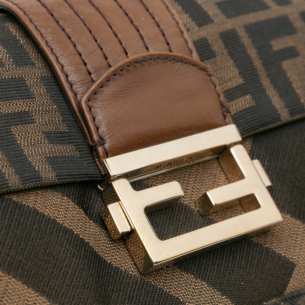 Fendi Zucca Canvas and Leather Chain Maxi Baguette Bruin