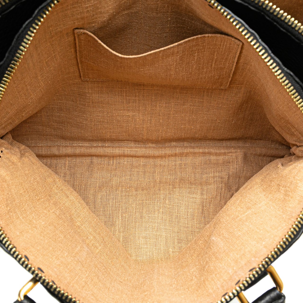 Fendi Pebbled Leather Selleria Dome Shoulder Bag Zwart