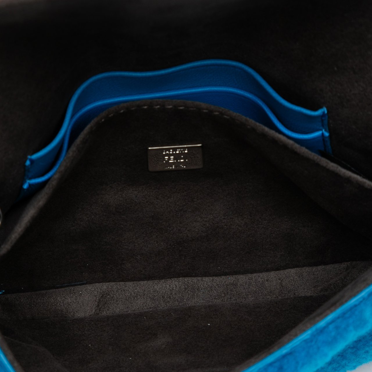 Fendi Micro Bicolor Shearling Baguette Satchel Blauw