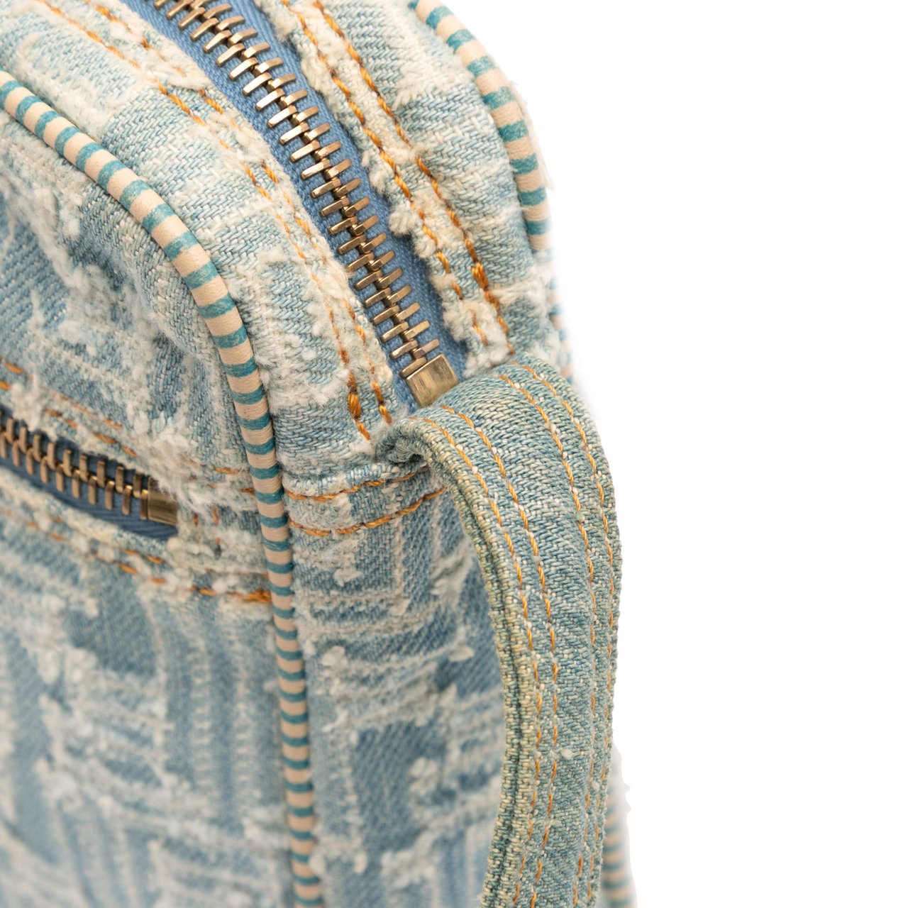 Fendi Zucca Denim Crossbody Blauw