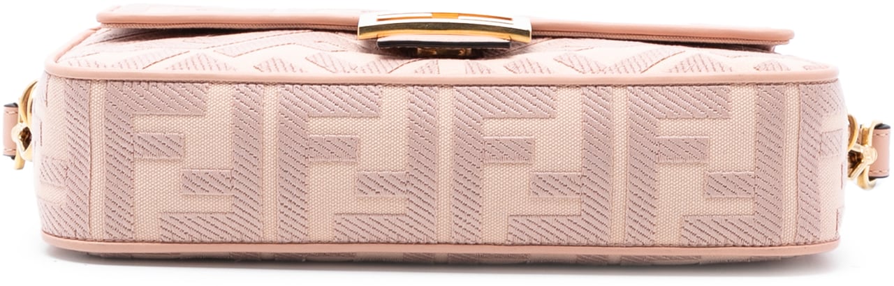 Fendi Zucca Embroidered Canvas Baguette Satchel Roze