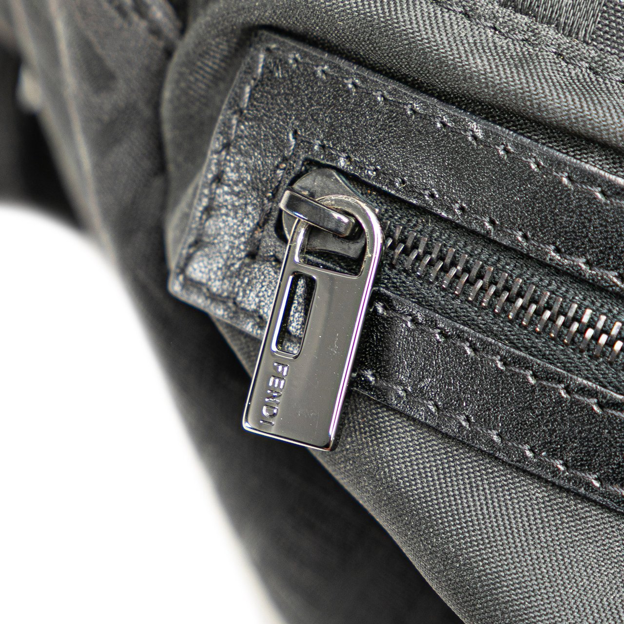 Fendi Zucchino Canvas Crossbody Zwart