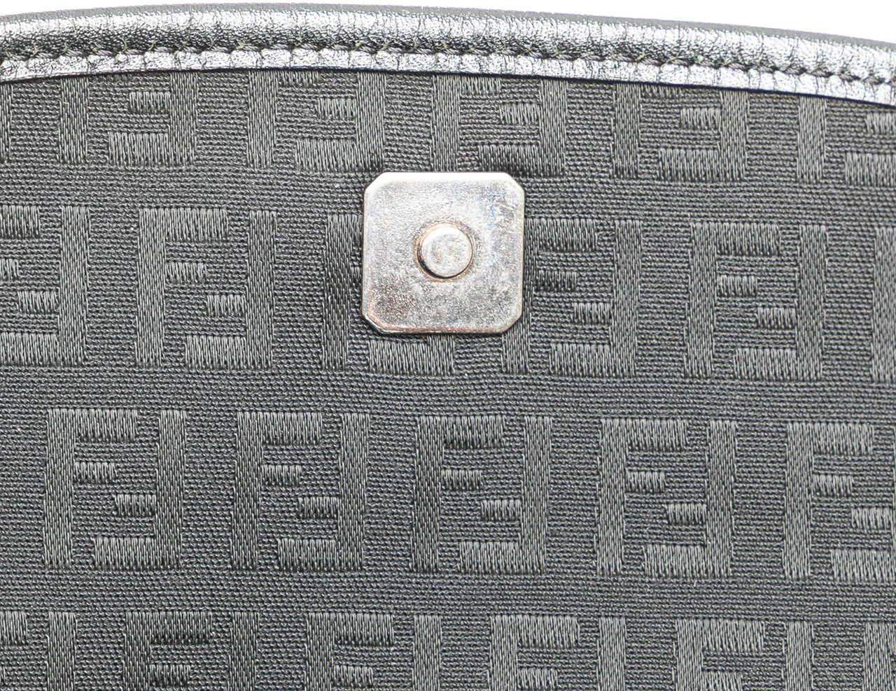 Fendi Zucchino Canvas Crossbody Zwart