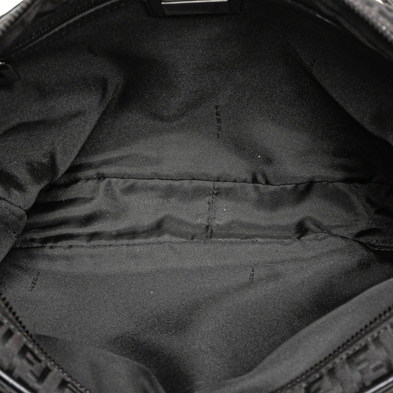 Fendi Zucchino Canvas Crossbody Zwart