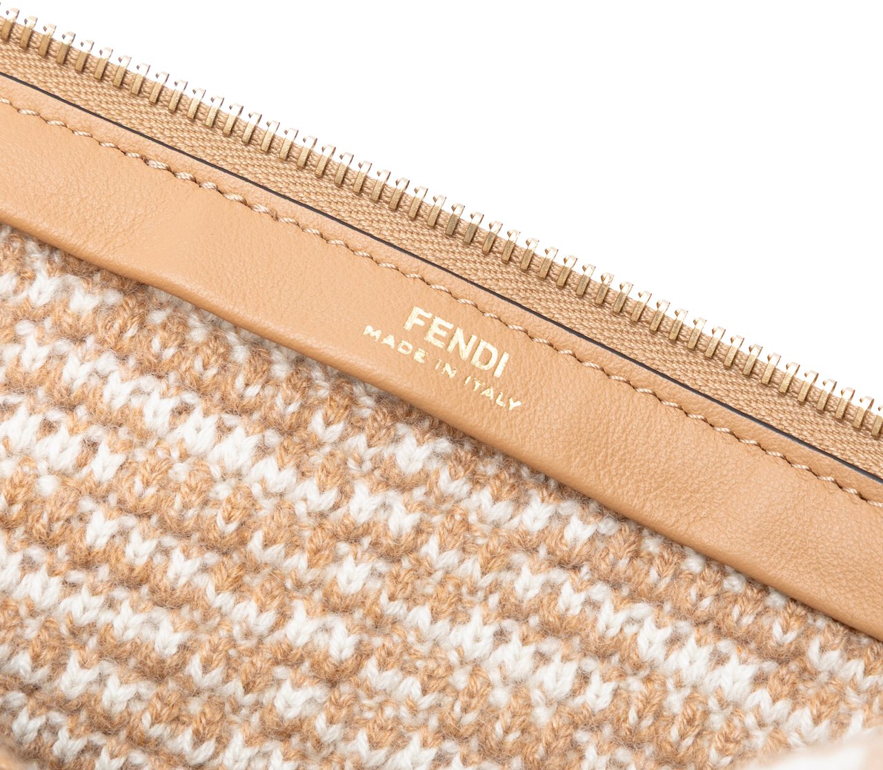 Fendi Zucca Cashmere Clutch Bruin