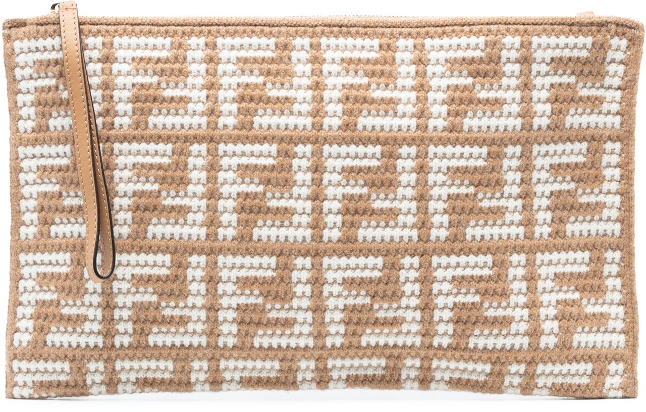 Fendi Zucca Cashmere Clutch Bruin