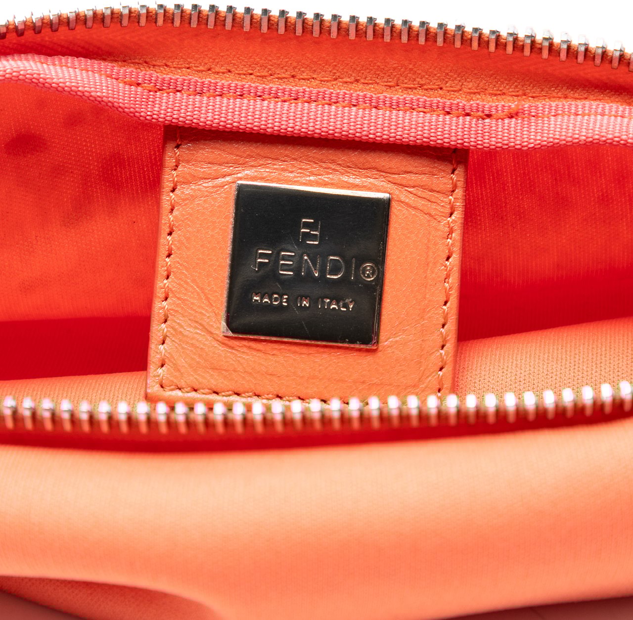 Fendi Nylon FF Pochette Oranje