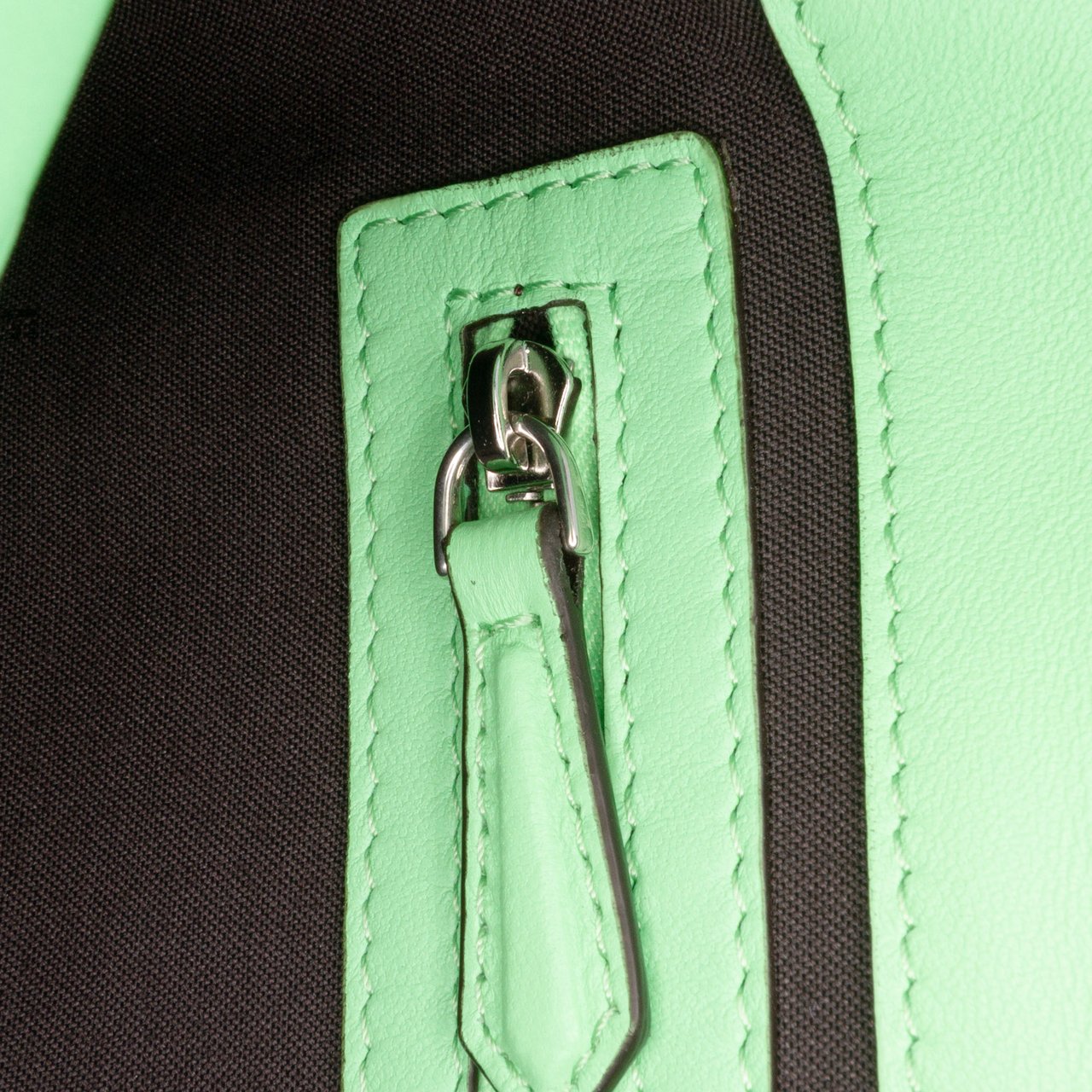 Fendi Medium Leather Embossed FF Baguette Satchel Groen