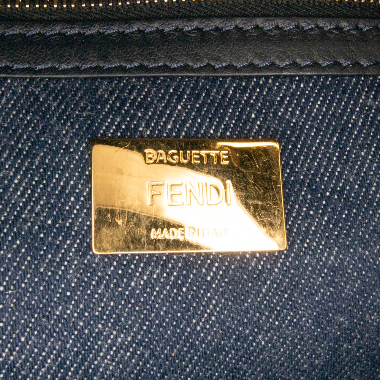 Fendi Large Denim Baguette Satchel Blauw