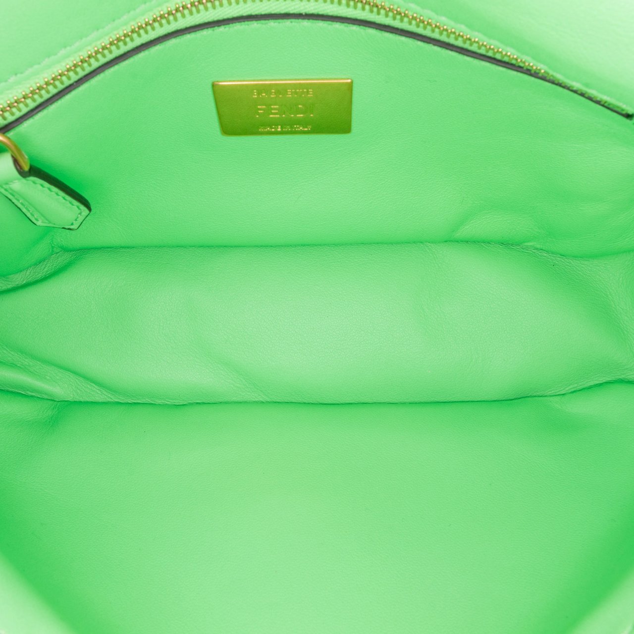 Fendi Zucca Embossed Leather Chain Midi Baguette Groen