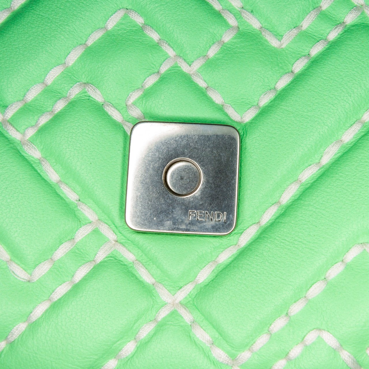 Fendi Zucca Embossed Stitched Leather Baguette Satchel Groen